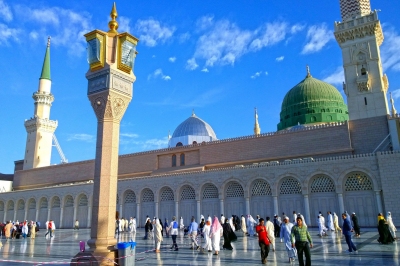 Masjid Al Nabawi (Shahid Ahmed Siddiqi)  [flickr.com]  Public Domain 
Informations sur les licences disponibles sous 'Preuve des sources d'images'